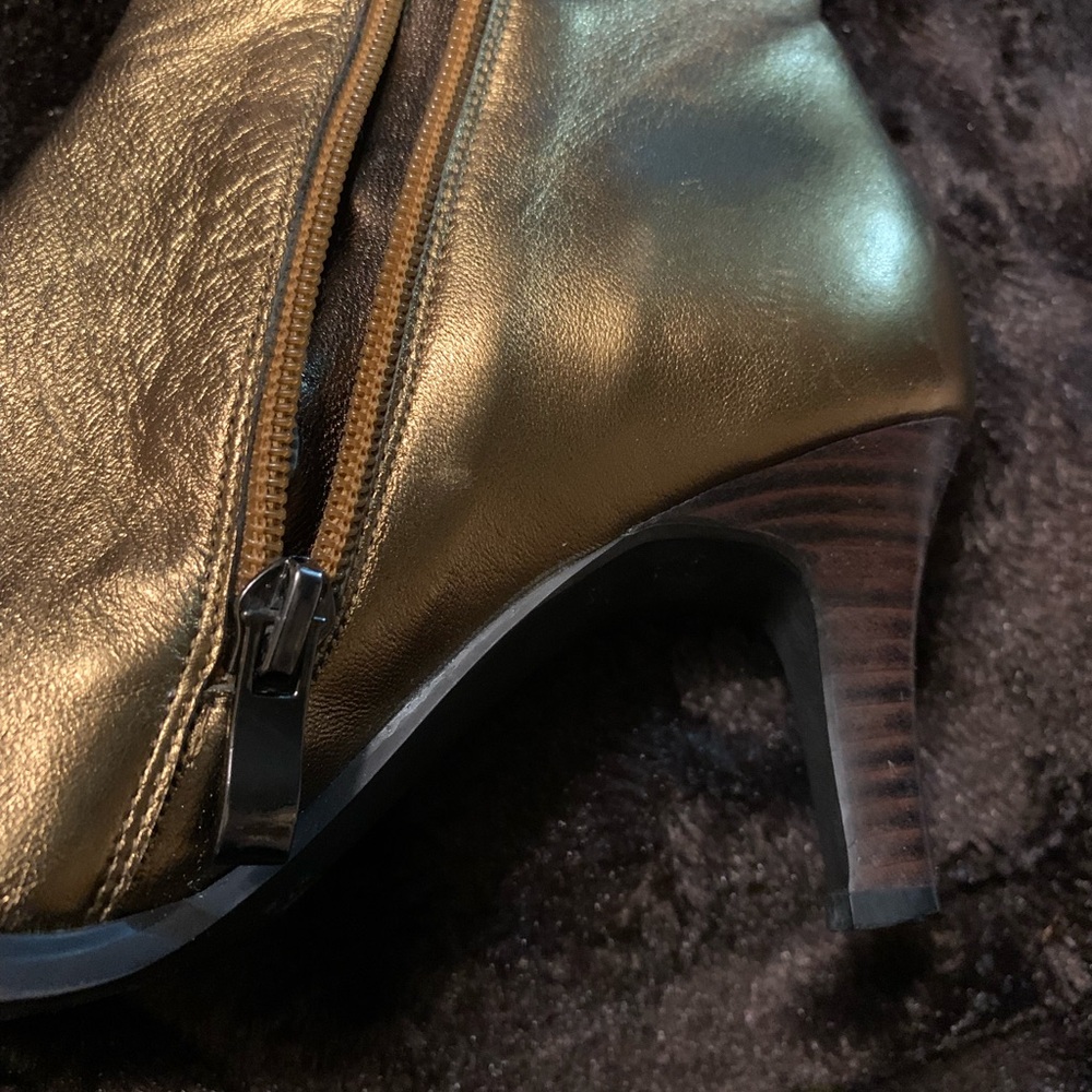 Size 7 Ferra Giacoma Gold Embroidered Boots - Picture 5 of 14